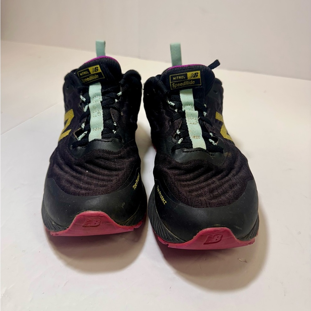 New Balance Women's Nitrel V3 All Terrain Running Size 8‎